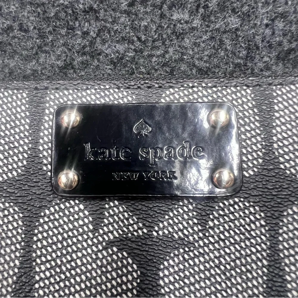 NWT Kate Spade Neda Black Pebbled Ace of Spades Zip Around Wallet